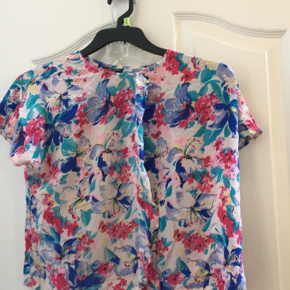 FINAL MARKDOWN Ladies sophisticated petites silk top petite med